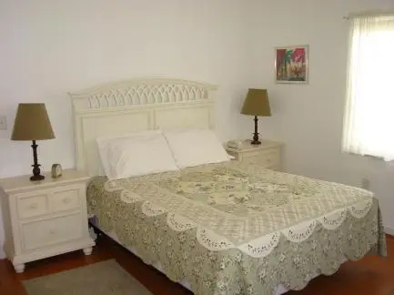 Furnished 2 bedroom