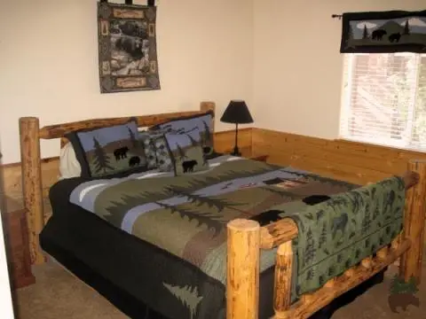 Pine Retreat Affordable Luxury Cabin