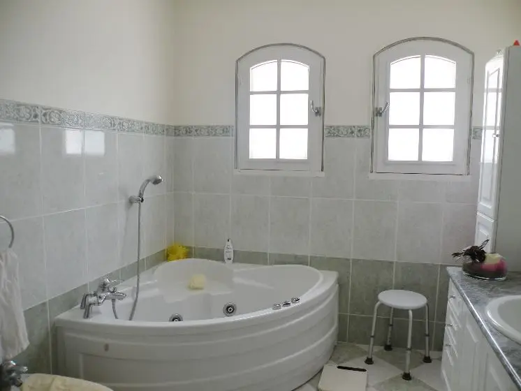 Cocooning Between The Vineyards In Les Frugeres With Pool About 3 Km Of The Golf