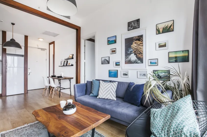 Tastefully Designed 1 Bedroom Nef 163