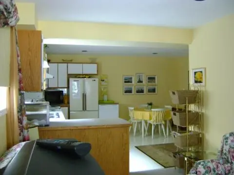 ROSE ARBOR VACATION SUITE