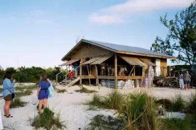 Bahama Houseboats