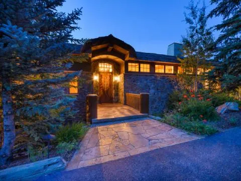 Affordable-Beautiful Mountain Chalet in