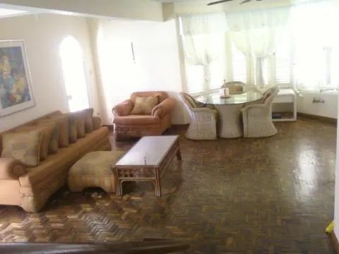 Columbus Heights Spacious 2 Storey Condo
