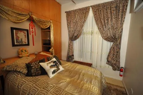 China Doll Bed And Breakfast