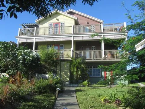 Villa Allamanda