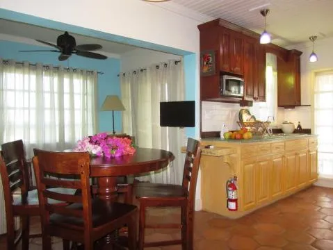 Villa Allamanda