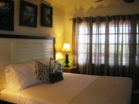 Villa Allamanda