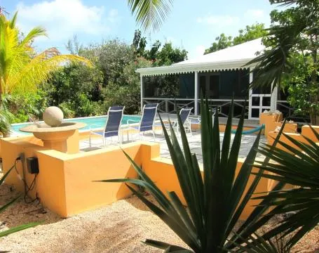 Turks and Caicos - Grace Bay Cottages