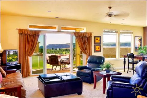 Crescent Bar Vacation Rentals