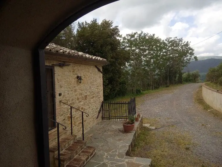 Stone House Immersed In The Spectacular Umbrian Hills