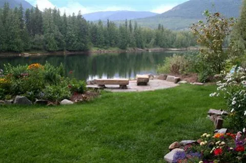 The Last Resort Vacation Cabin